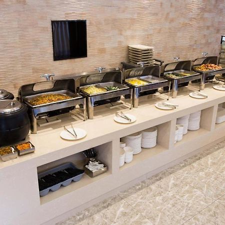Hotel Ibis Dongguan Dongcheng Esterno foto