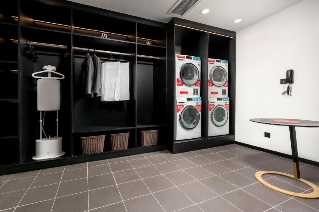 Hotel Ibis Dongguan Dongcheng Esterno foto
