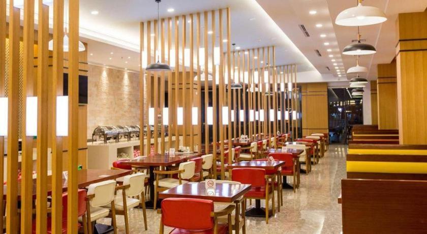 Hotel Ibis Dongguan Dongcheng Esterno foto